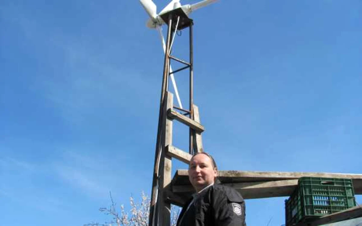 Tiberius Nechita a făcut un sistem mixt de energie verde