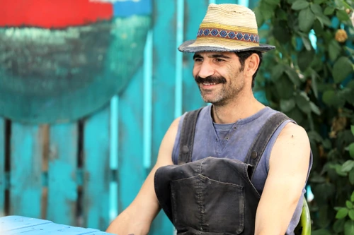Toma Cuzin, în rolul lui "Firicel" din serialul "Las Fierbinți"