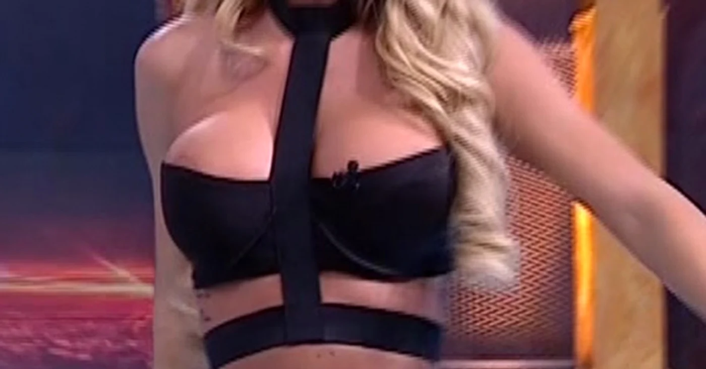 Chivu a rămas cu sânii pe-afară, în direct