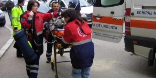 Femeie accidentată pe când lua cafea