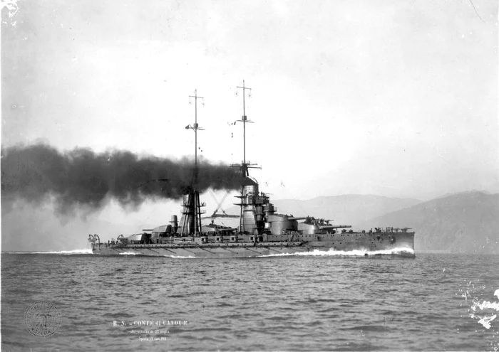 Nava italiană Conte di Cavour