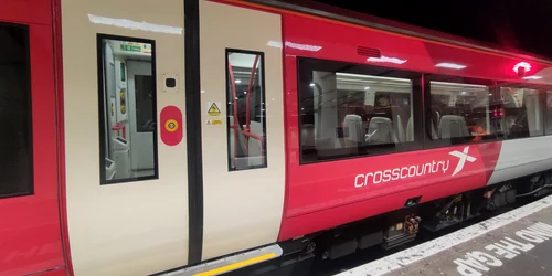 tren crosscountry marea britanie foto X jpg