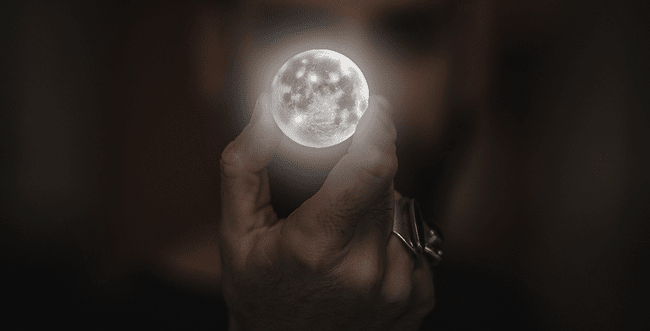 Fericire și noi începuturi. 5 zodii, favorizate după Luna Nouă în Gemeni din 15 iunie