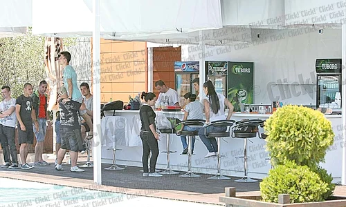 Reporterul Click!  a fost primul care a testat  plaja de la mall (Fotografii: Dorin Constanda) jpeg