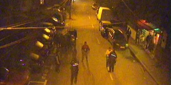 Strada Păcii din Roman a devnit câmp de luptă între poliţişti şi civili