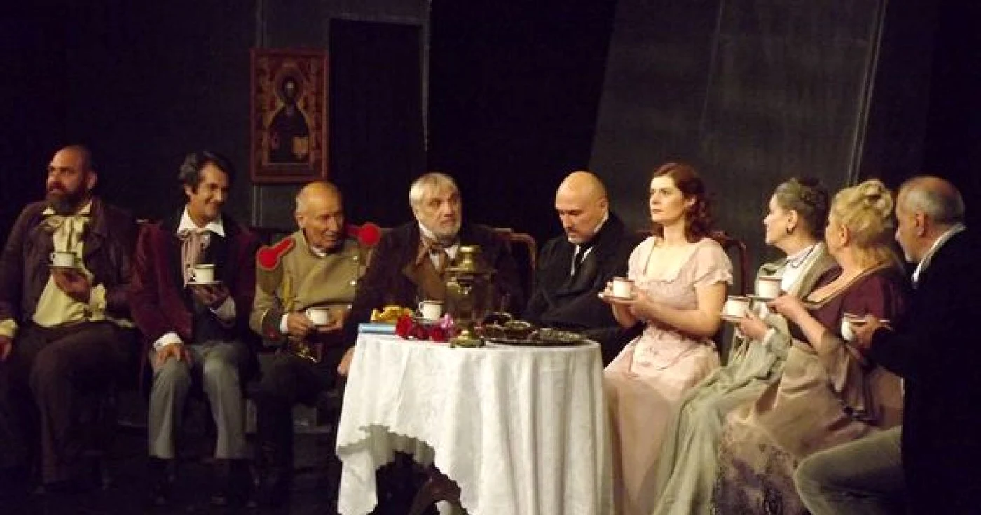 "Căsătoria", pusă în scenă de actori de la Bulandra Foto:aradon.ro