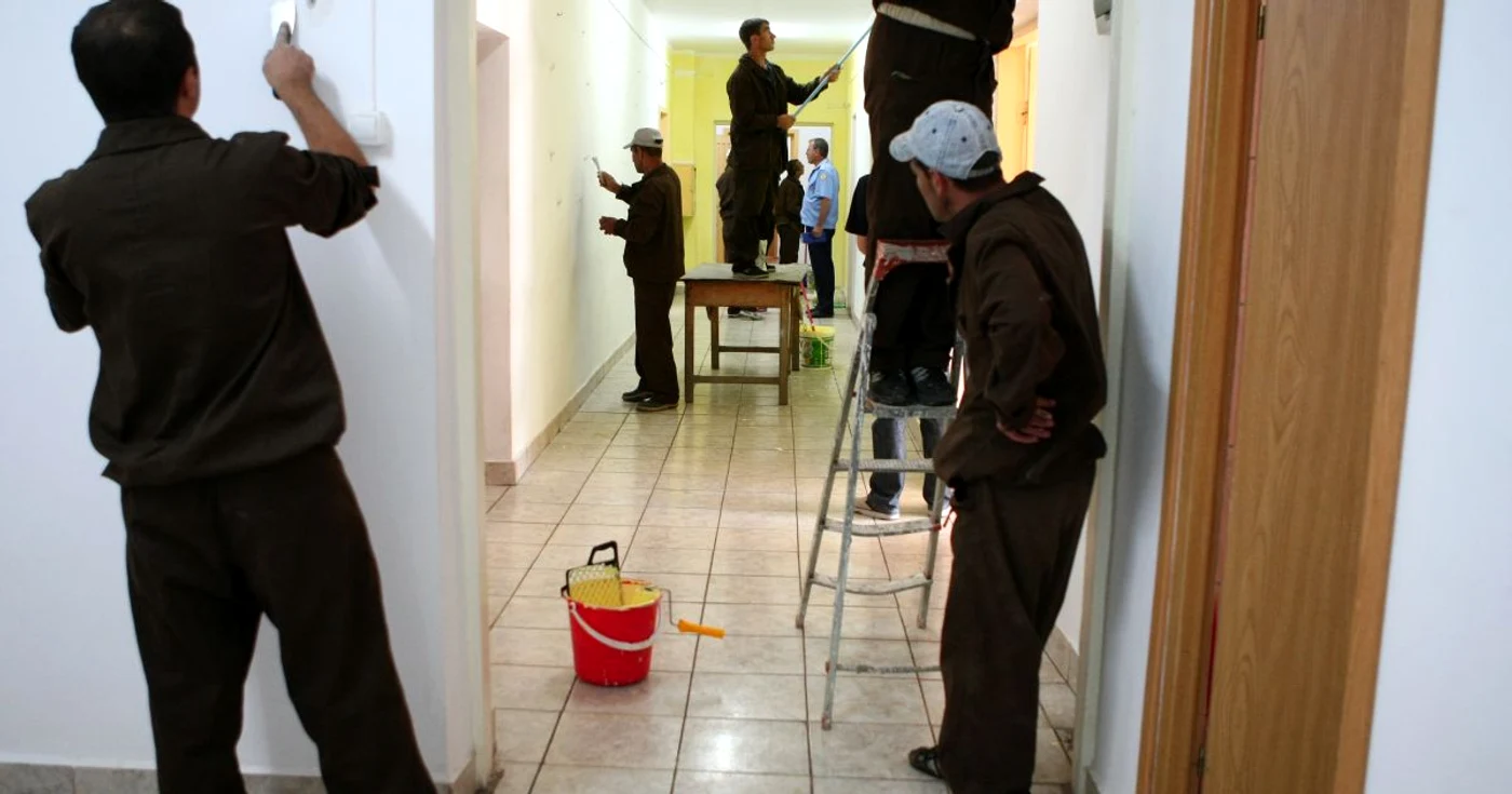 Deţinuţii din Ploieşti au şansa să-şi găsească o slujbă în construcţii (foto: Liviu Nica)