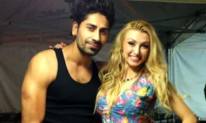 Connect R va deveni tată peste câteva luni  Între timp, continuă concertele  (Foto: Facebook) jpeg