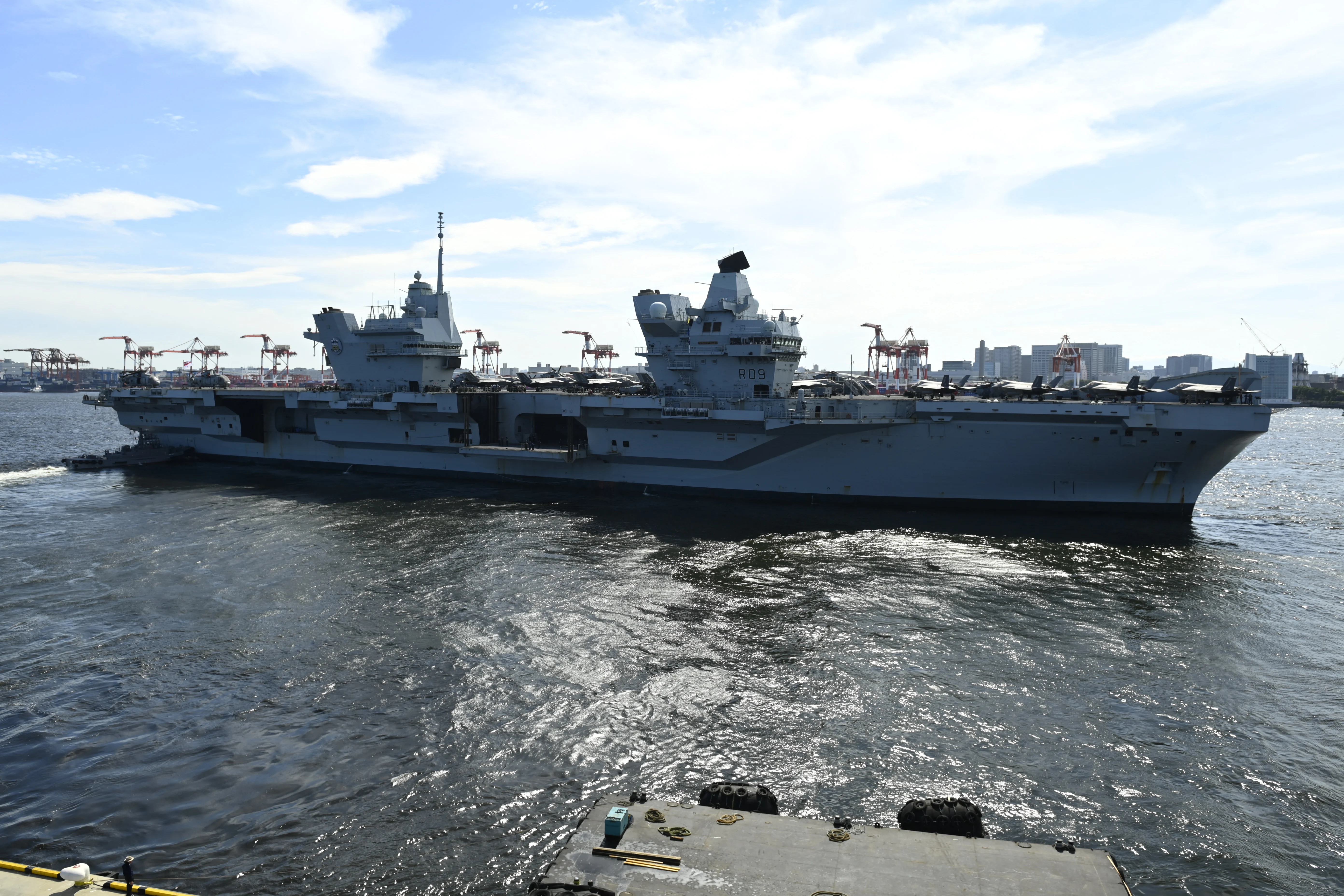 Trump desființează marina britanică: „Portavioanele voastre sunt niște jucării! Nu vă mai deranjați să le trimiteți”