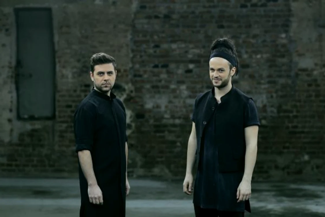 
    Kazibo Music este format din Alex Pelin (stânga) şi Ovidiu Baciu, Naguale (dreapta) Foto Arhivă Personală  