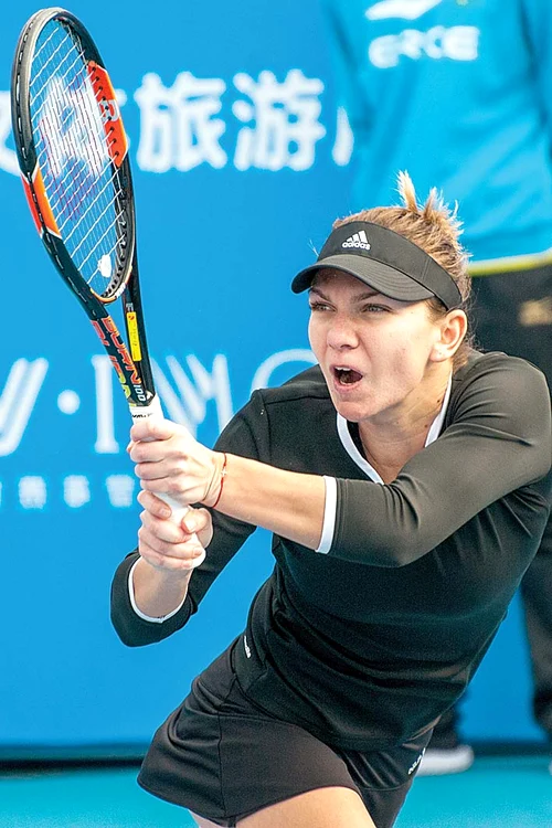 
    La turneul de la Shenzen, românca a trecut în turul doi de o rusoaică de 17 ani aflată în plină ascensiuneFoto: AFP   