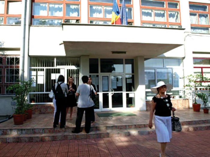 Hunedoara: Începe concursul pentru profesori
