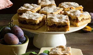 placinta cu prune jpg