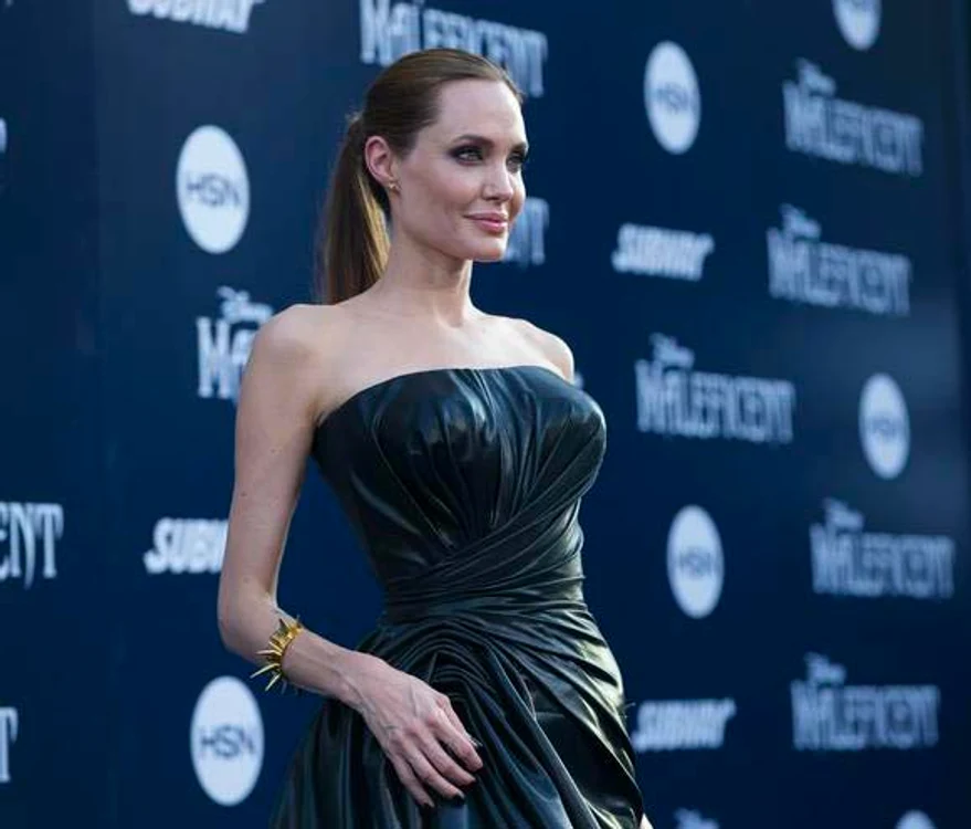 Angelina Jolie