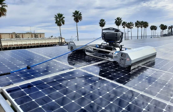 curatare panouri fotovoltaice jpg