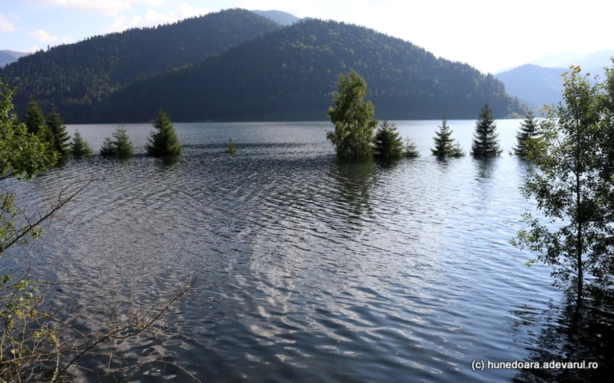 lacul gura apelor foto daniel guta adevarul