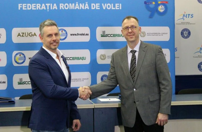 Guillermo Naranjo și Adin Cojocaru, după semnarea contractului (FOTO: FRV)