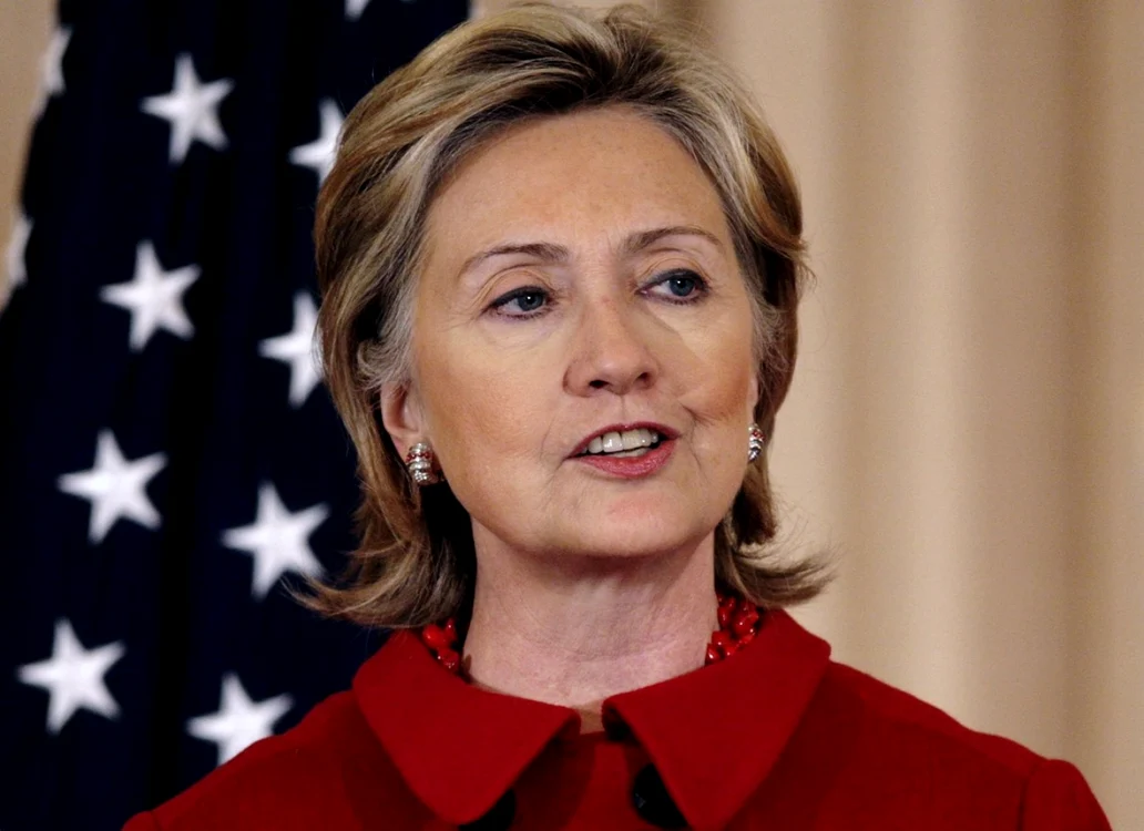 Hillary Clinton s-o operat până şi-a modificat trăsăturile (Foto: Profimedia).