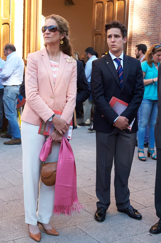 Froilan și mama sa, Infanta Elena, fiica lui Juan Carlos. FOTO: Getty Images