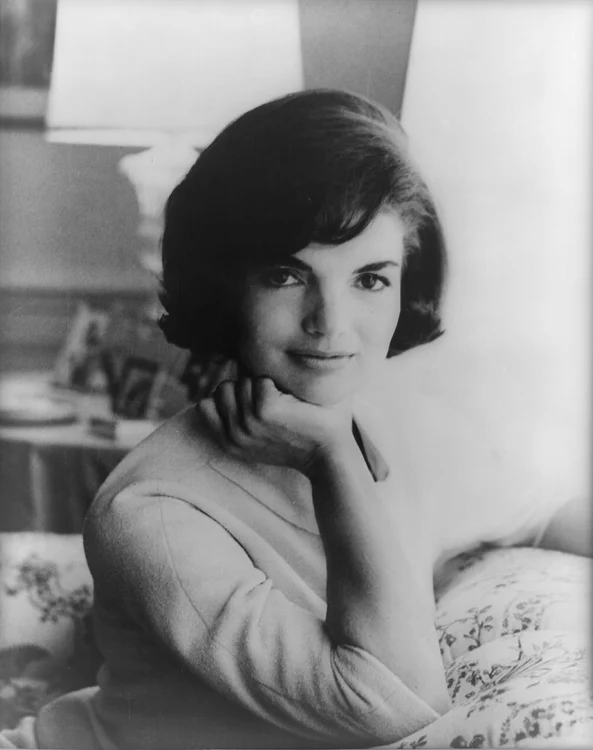 Ficăţei Jacqueline Kennedy  jpeg