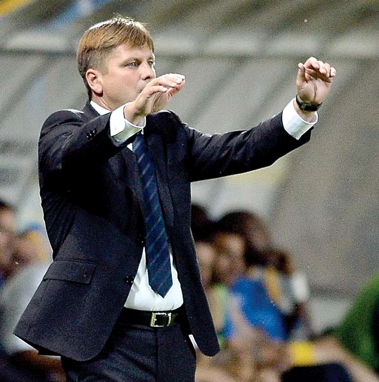 Uhrin jr. a mai antrenat în România la Timişoara şi CFR Cluj