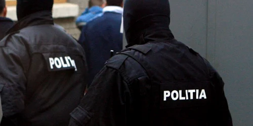 Bărbatul a fost reținut de către polițiști