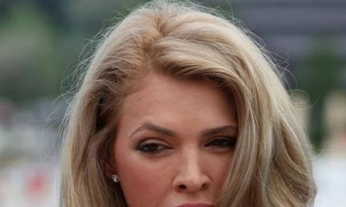 Alina Vidican jpeg