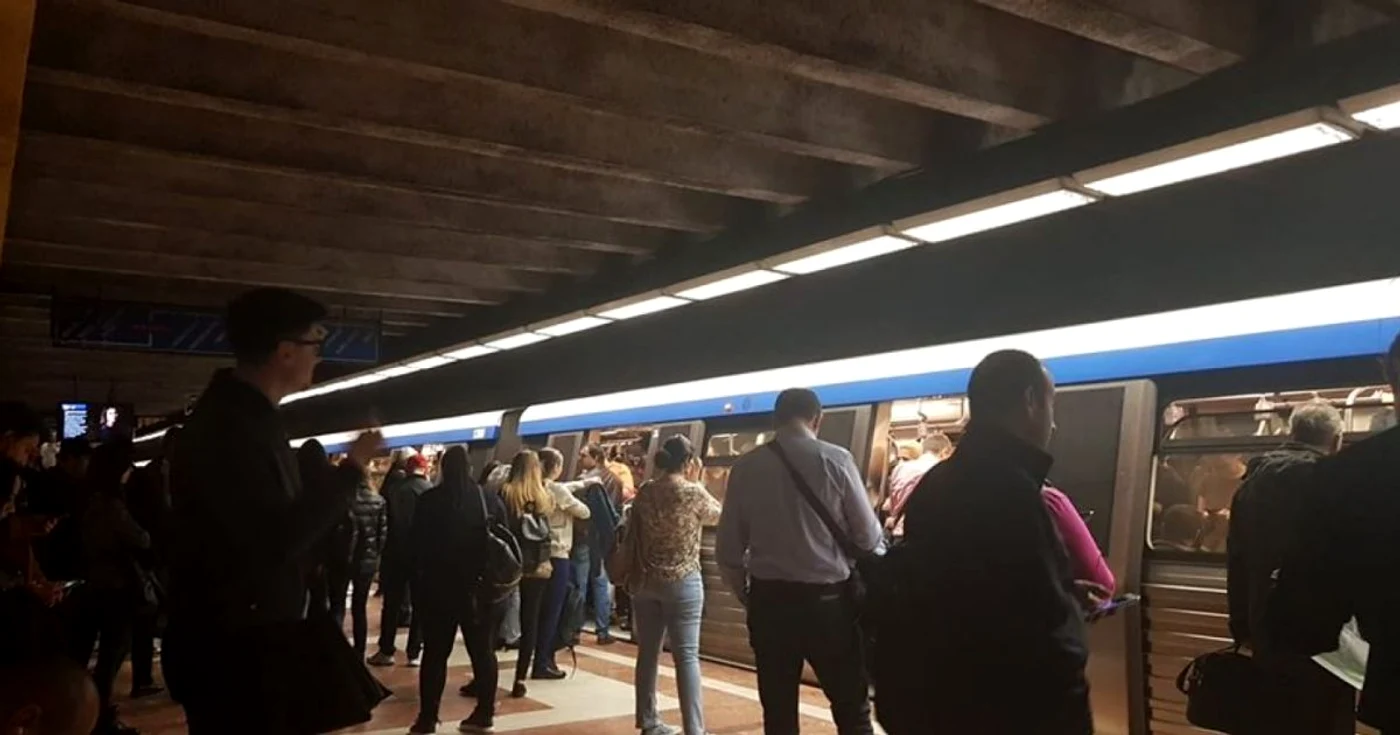 calatori metrou berceni forto andrian buga
