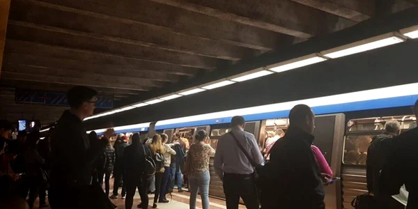 calatori metrou berceni forto andrian buga
