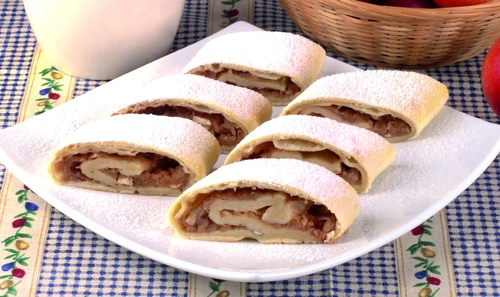 strudel cu mere jpeg