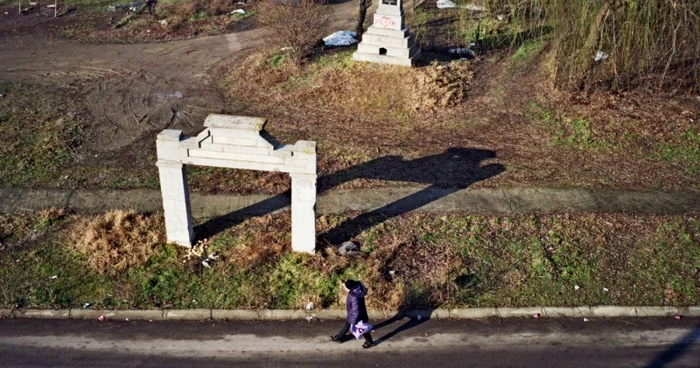 Aşa arată monmentul acum. FOTO Florentin Coman