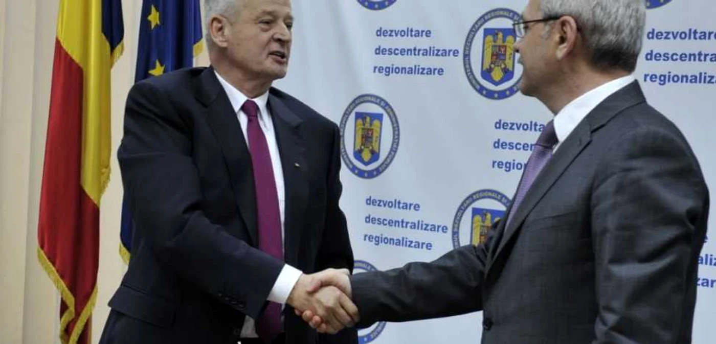 Liviu Dragnea şi Sorin Oprescu. FOTO Primăria Municipiului Bucureşti