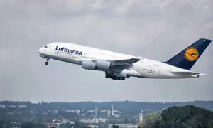 avion lufthansa shutterstock 2061678782 jpg