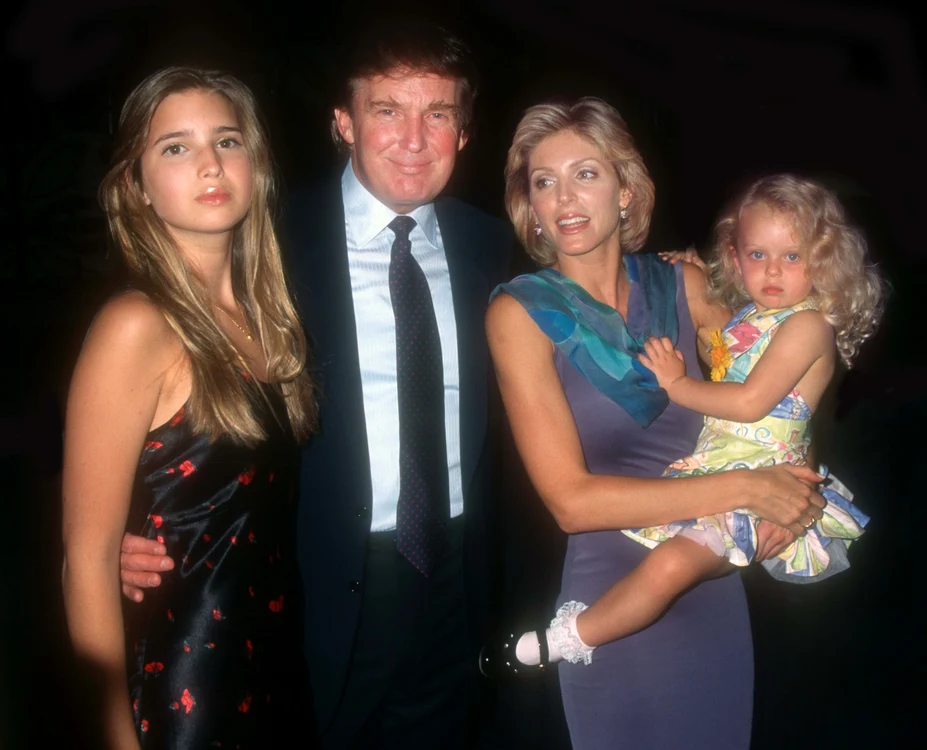 Donald și Marla Trump, alături de Tiffany și Ivanka