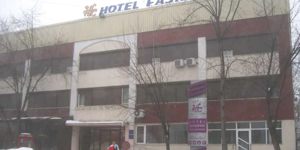 Hotelierii au redus terifele de cazare şi cu 50 %.