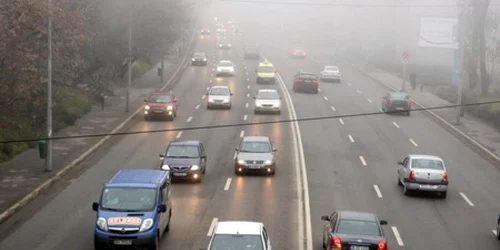 Circulaţia rutieră va fi îngreunată de fenomenele meteorologice periculoase