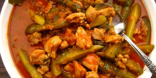 mancare castraveti carne porc