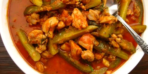 mancare castraveti carne porc