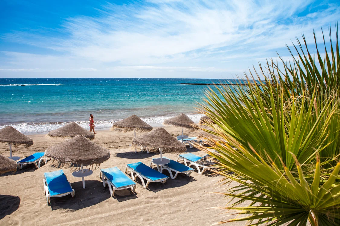 Tenerife, un loc preferat de turişti din multe ţări ale Europei