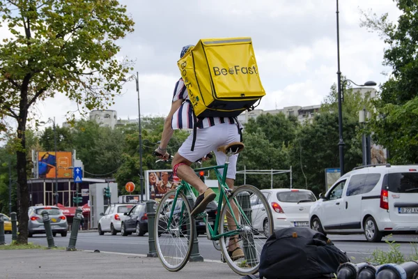 BeeFast implementează gratuit o soluție proprie de ecommerce