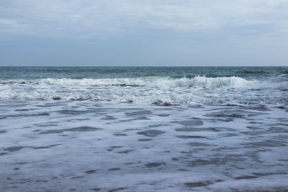 Apa mării s-ar putea răci brusc pe litoral. Explicația fenomenului de „upwelling”