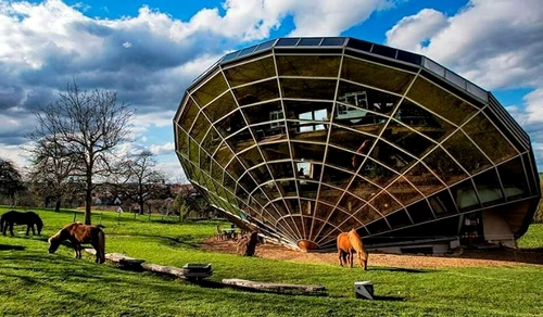 Casa inteligentă Heliodome din Franţa jpeg