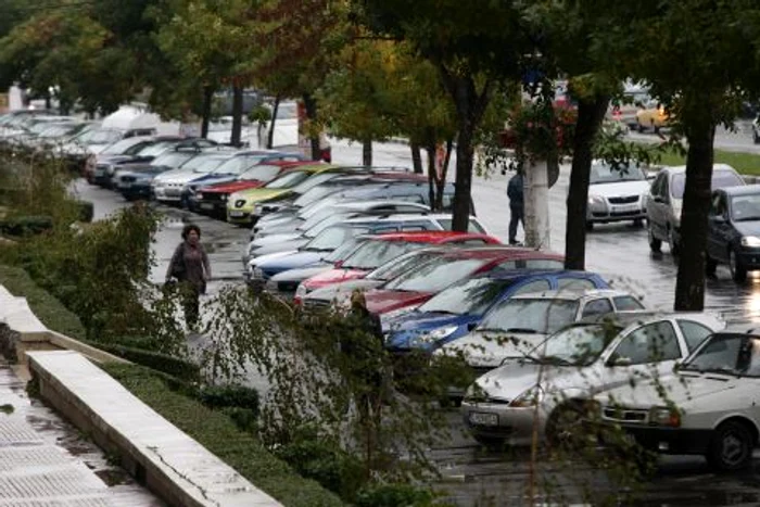 Parcare plină Craiova
