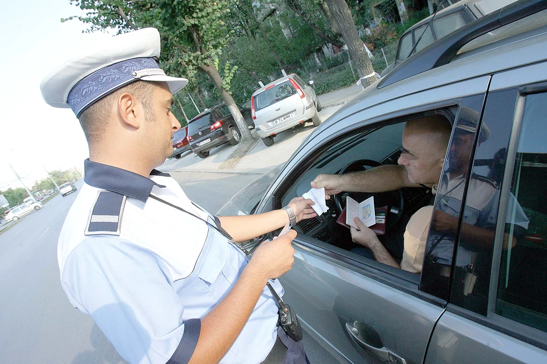 
     Click! îţi spune cum s-o achiţi online şi care sunt paşii pe care trebuie să-i parcurgi   