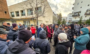 protest dragasani   foto primar costinel stoica jpg