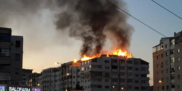 Incendiu în Bacău FOTO Cristian Ghinghes