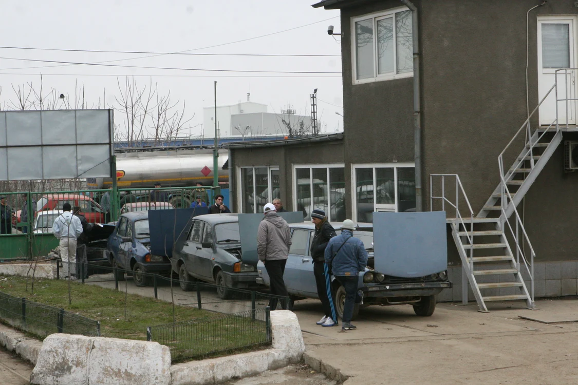 
    Proprietarii de hârburi s-au grăbit să ia tichetele de 3.800 de lei  