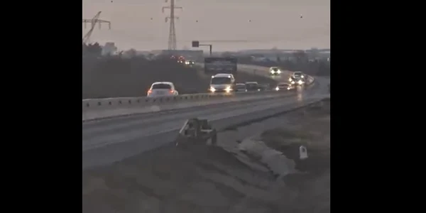 Șofer pe contrasens pe centrua de nord a Timișoarei Foto captură video Sursa de Vest jpg