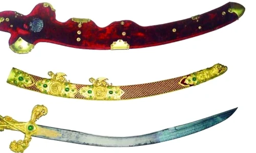 Sabia de paradă a lui Cuza jpeg