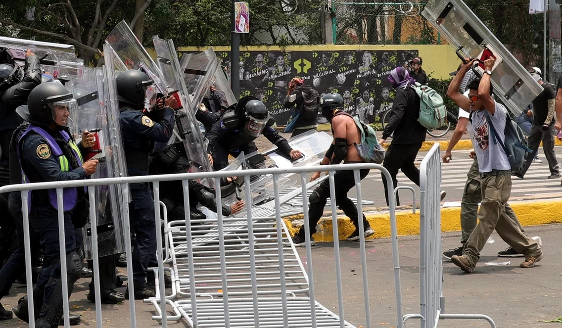 Proteste în Mexic la Campionatul Mondial (FOTO: EPA)
